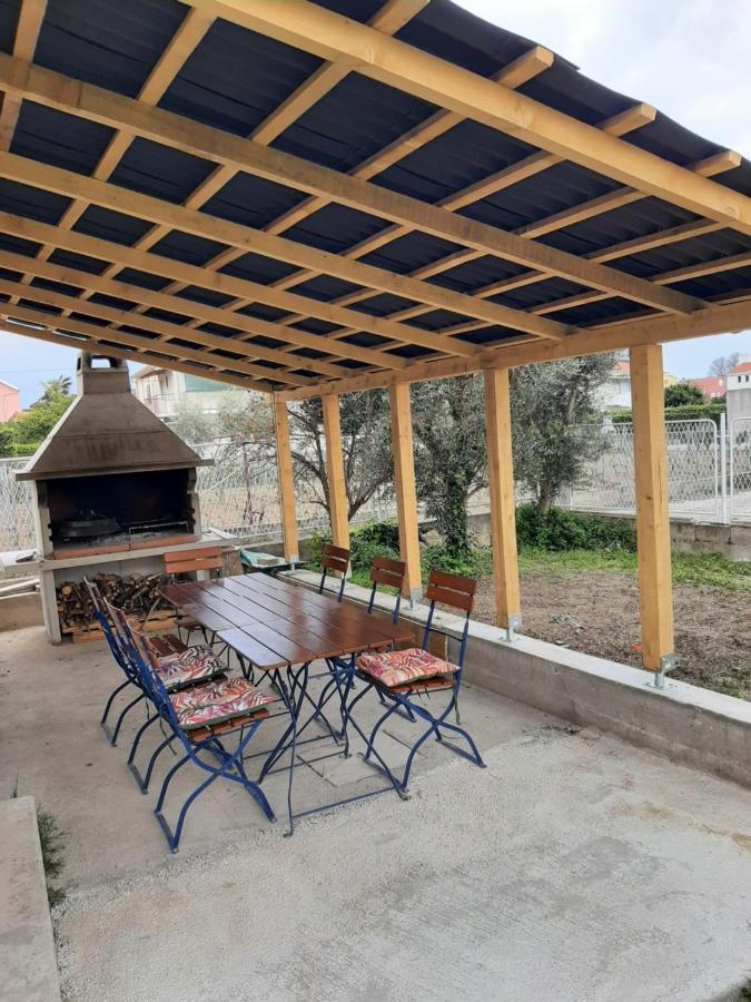 Apartman Jezidzic Kaštela Exterior foto