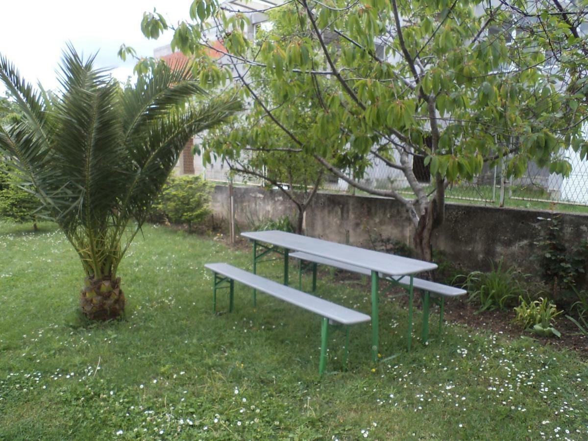 Apartman Jezidzic Kaštela Exterior foto