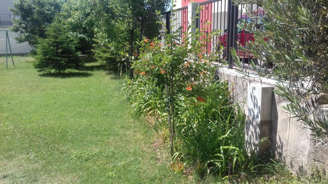 Apartman Jezidzic Kaštela Exterior foto